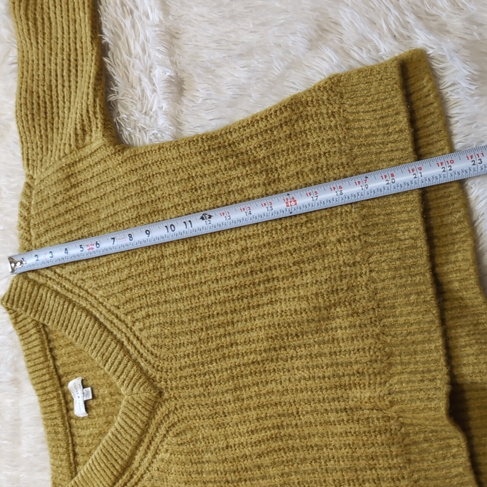 Lucky Brand Fuzzy Knit Yellow-Green V Neck Oversized Sweater Size Small - Picture 8 of 8
